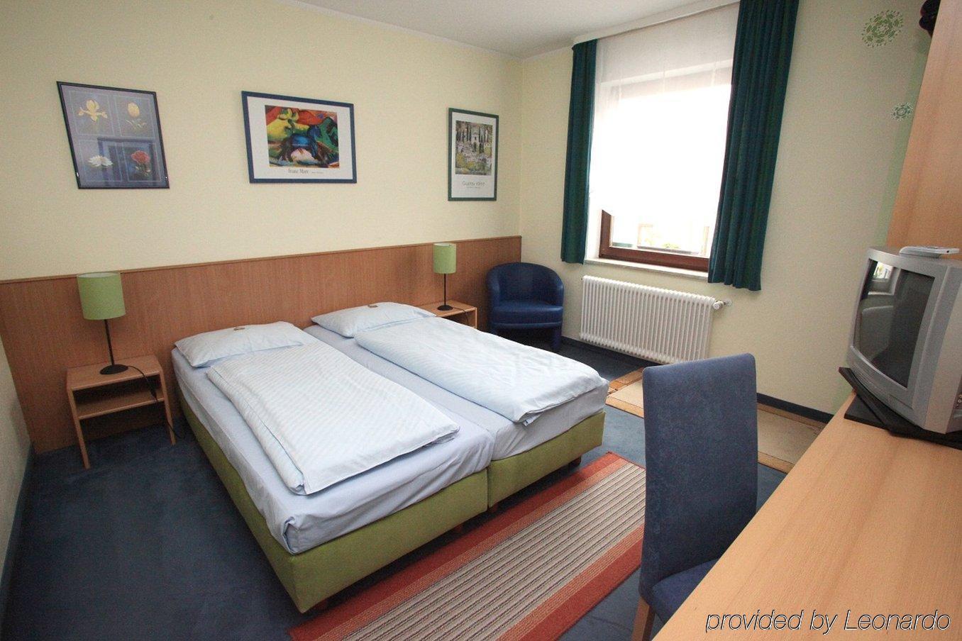 City Hotel Fellbach 24H Check-In Exteriér fotografie