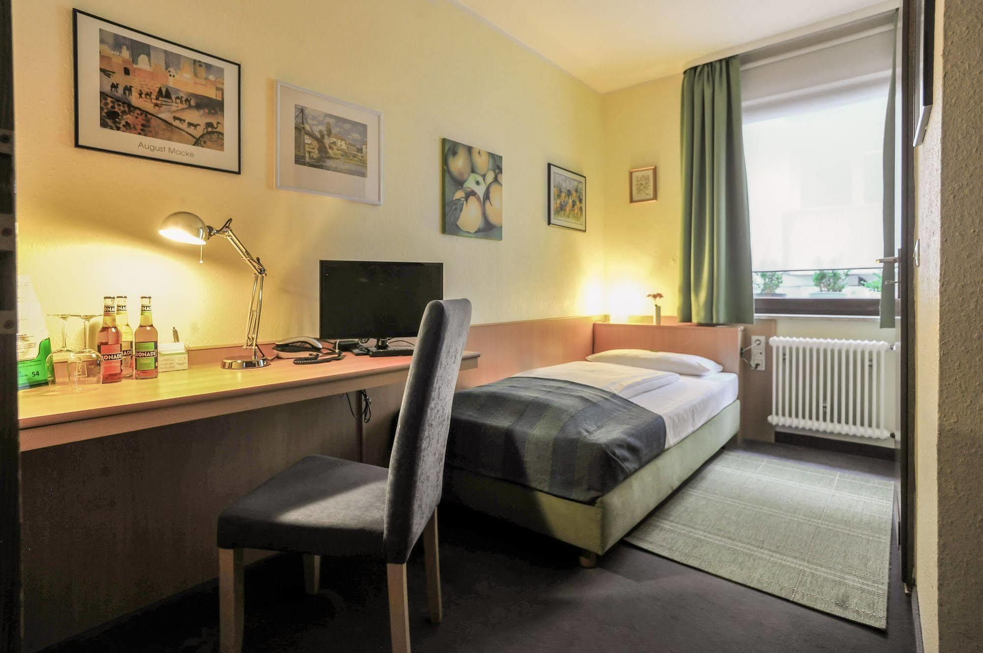 City Hotel Fellbach 24H Check-In Exteriér fotografie