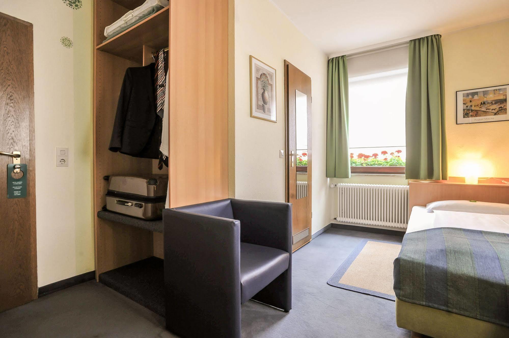City Hotel Fellbach 24H Check-In Exteriér fotografie